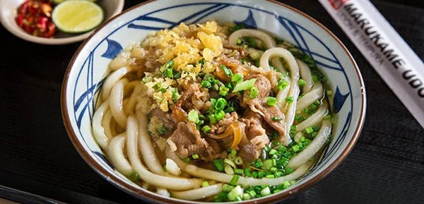 CÁCH NẤU MÌ UDON THỊT HEO NGON KHÔNG THỂ CƯỠNG