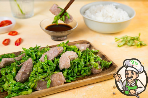 Món ngon cho bữa cơm gia đình: Hoa thiên lý xào thịt heo Món ngon cho bữa cơm gia đình: Hoa thiên lý xào thịt heo