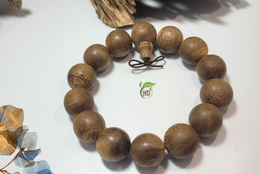 ĐEO TRẦM NHƯNG KHÔNG PHÂN BIỆT ĐƯỢC THẬT - GIẢ?