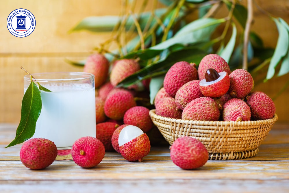 Khám Phá Lợi Ích Sức Khỏe Của Quả Vải Và Những Lưu Ý Khi Ăn