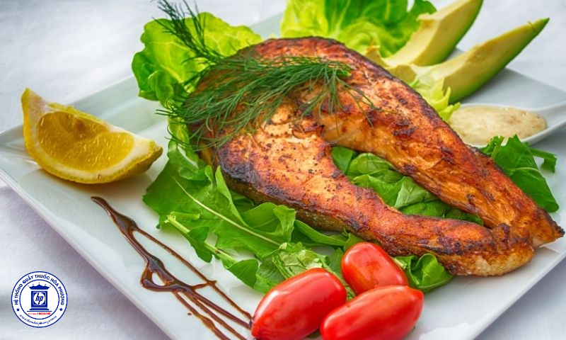 Lợi Ích Của Việc Ăn Cá Sau Sinh: Bí Quyết Giúp Mẹ Bỉm Sữa Phục Hồi Nhanh Chóng