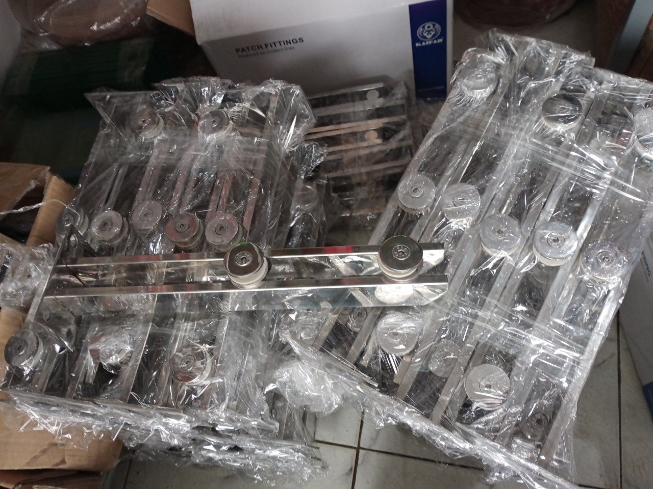 Trụ Hộp 10*40 Bắt mặt