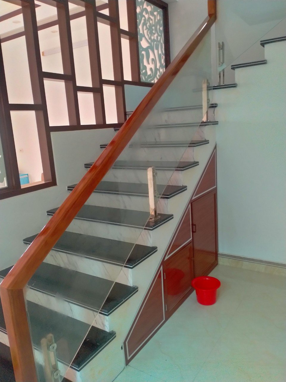 Trụ Hộp 10*40 Bắt mặt