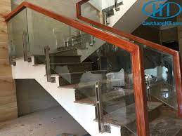 Trụ 4 Ly Kép Cạnh