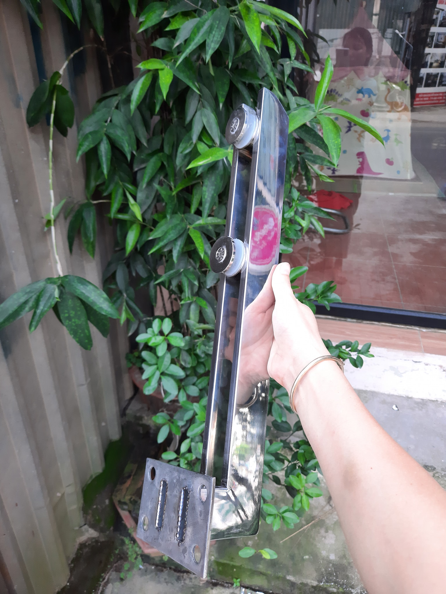 Trụ Hộp Inox 10x40 bóng