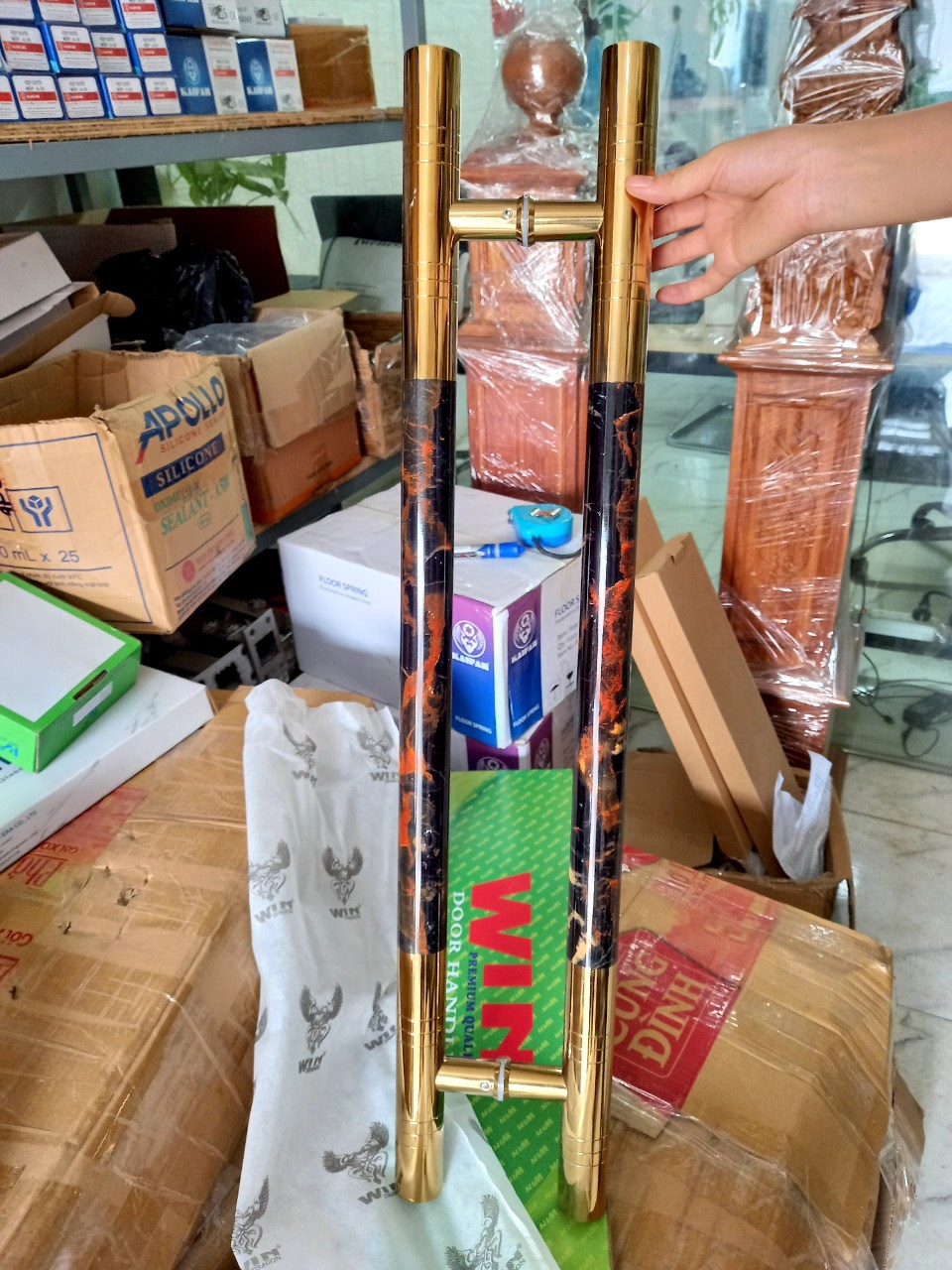 Tay nắm inox vân đá nâu Mạ vàng