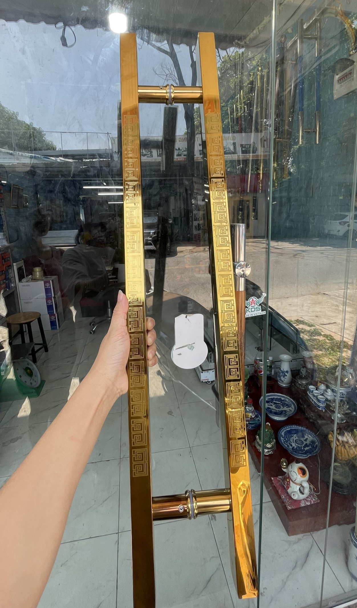 Tay Nắm Chữ Vạn Mạ Vàng sus 304