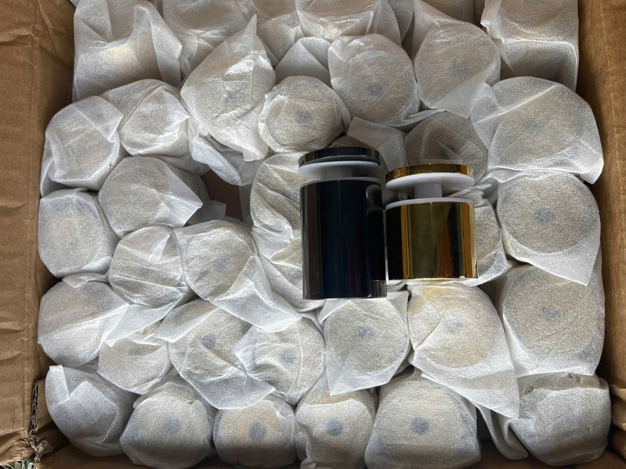Pad kính Cầu Thang Inox