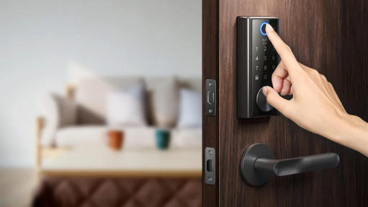 Khóa cửa thông minh có thực sự an toàn?