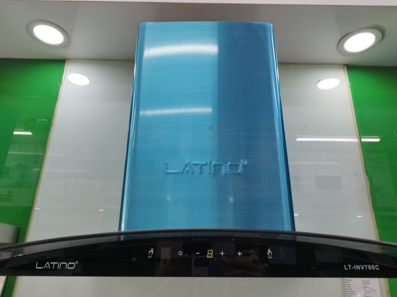 Máy hút khói, hút mùi kính cong Latino LT - INV700C