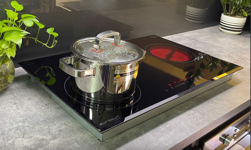 Bếp từ kết hợp hồng ngoại Eurosun EU-TE882G