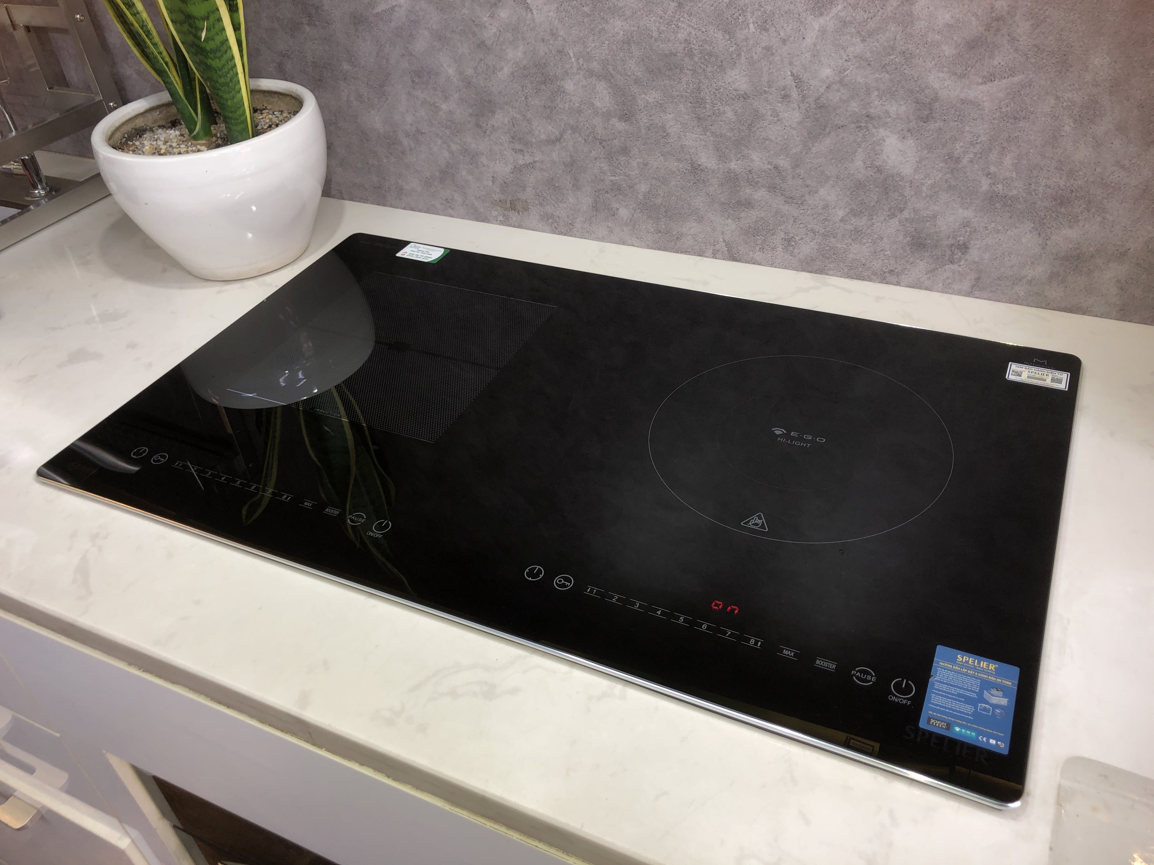 Bếp từ kết hợp hồng ngoại Spelier SPM 929H