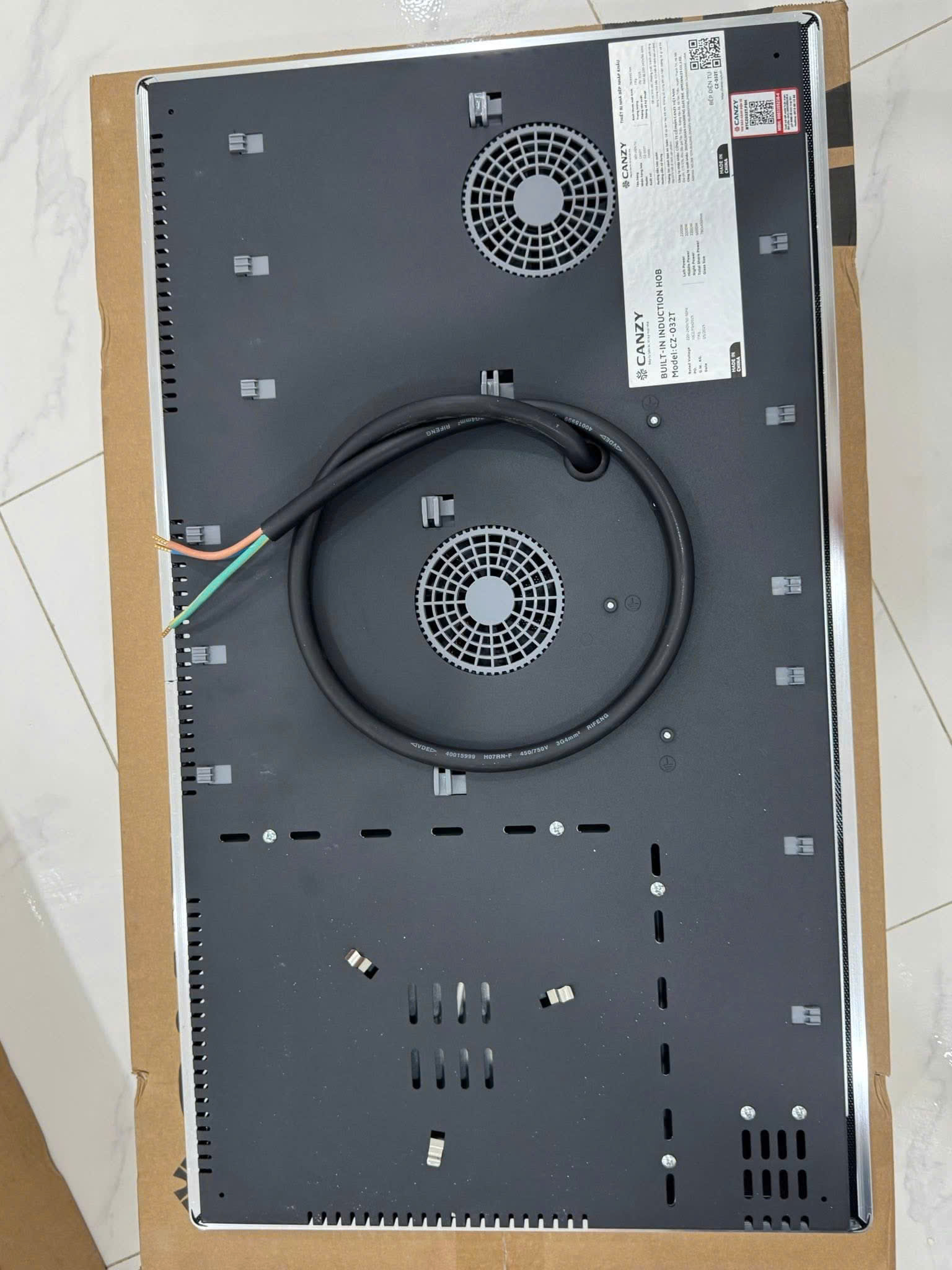 Bếp từ 3 vùng nấu Canzy CZ 03T