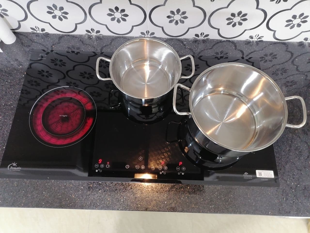 Bếp từ kết hợp hồng ngoại 3 vùng nấu Tomate TOM 03IR