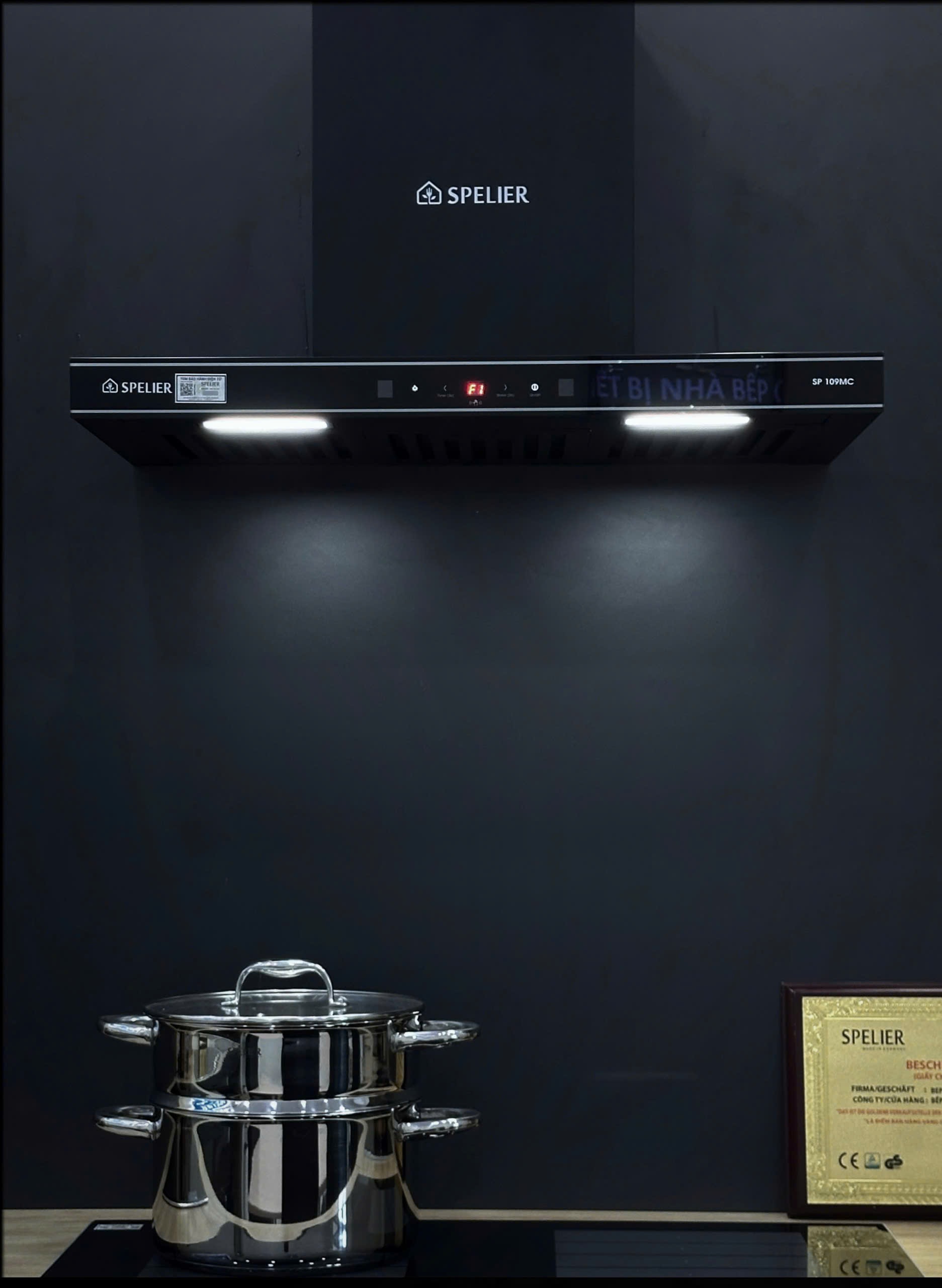 Máy hút khói, hút mùi kính ngang Spelier SP 109MC ( Điều khiển cảm ứng vẫy tay )