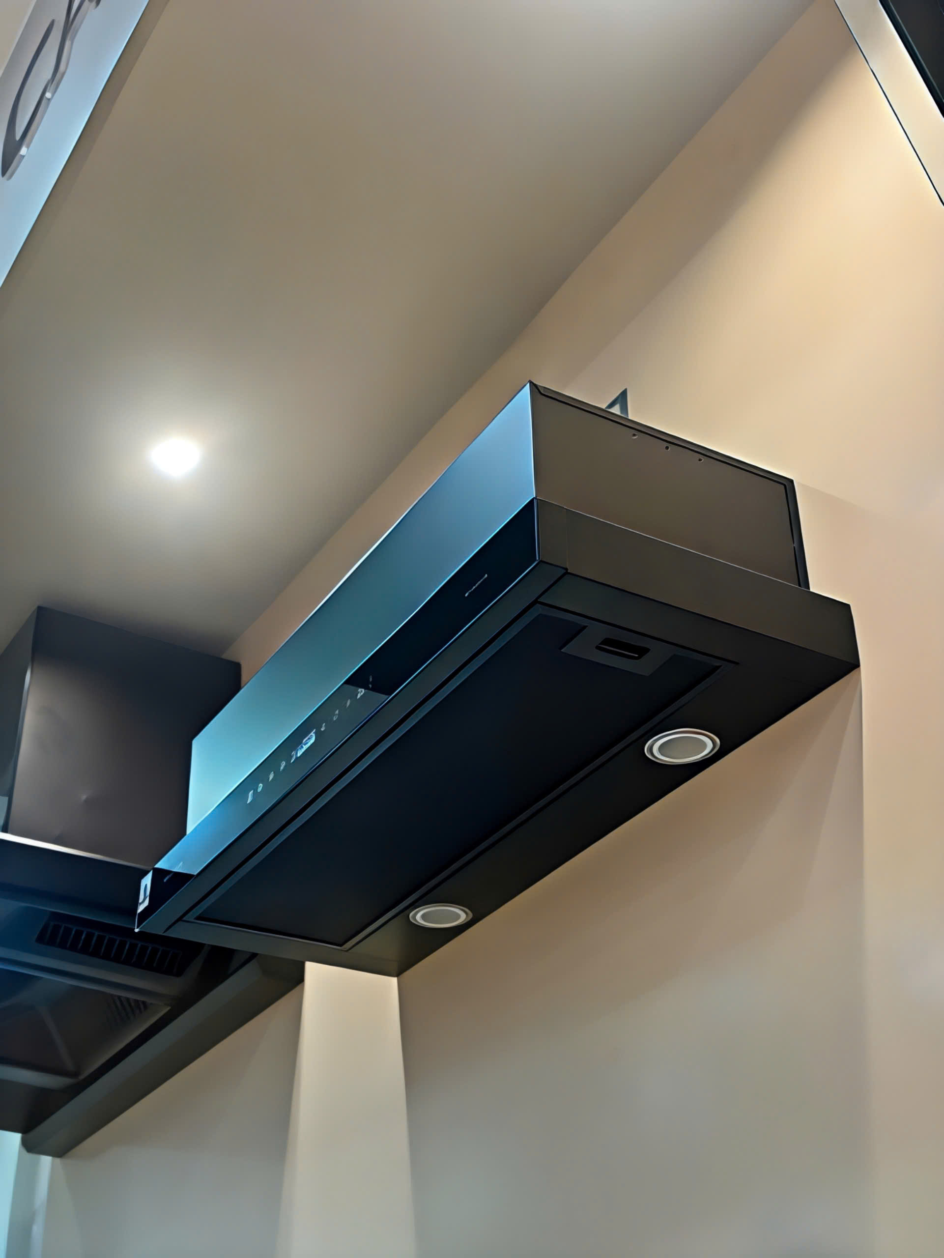 Máy hút khói, hút mùi âm tủ Canzy CZ EH85GL (điều khiển cảm biến vẫy tay)