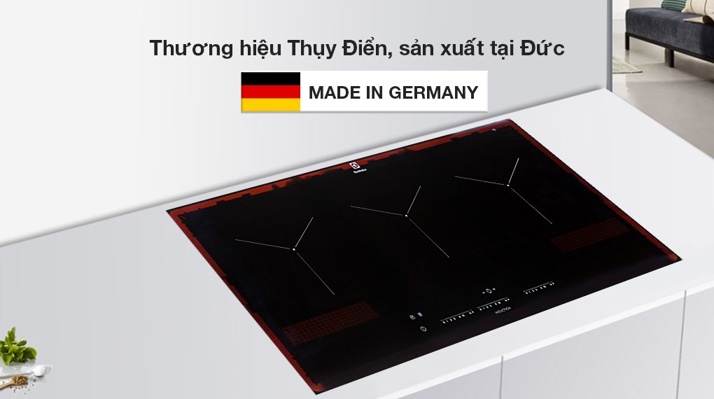 Bếp từ 3 vùng nấu Electrolux EIT913