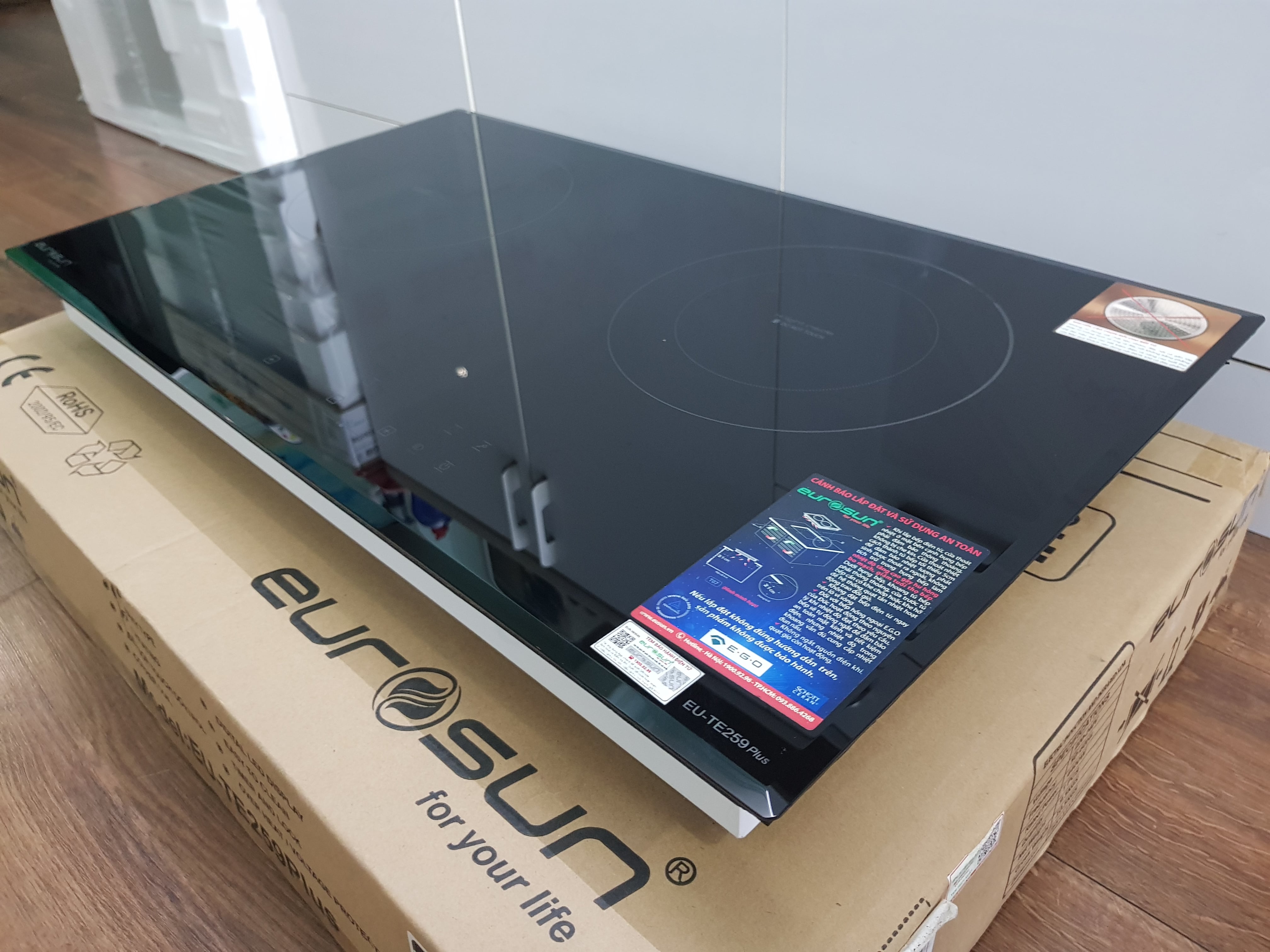 Bếp từ kết hợp hồng ngoại Eurosun EU-TE259Plus