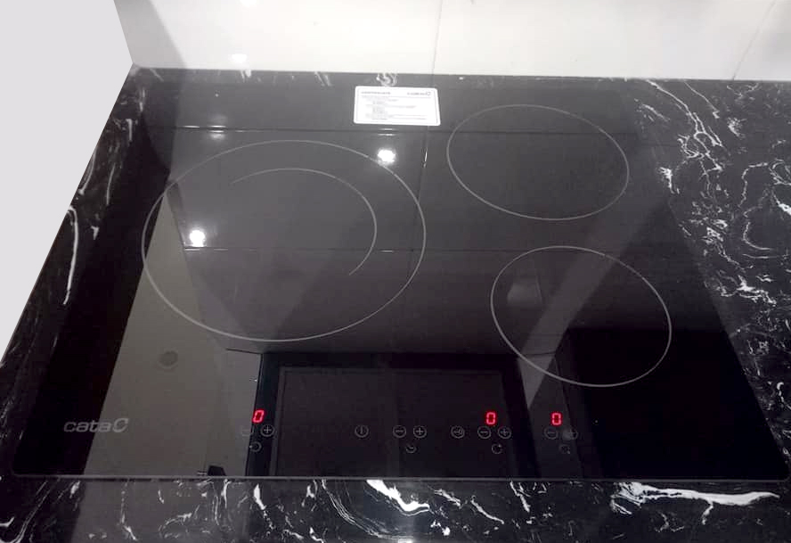 Bếp từ 3 vùng nấu Cata IB 6203 BK