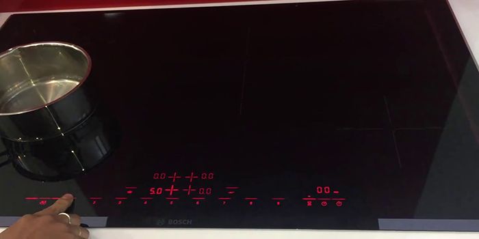 Bếp từ 4 vùng nấu Bosch PIE875DC1E