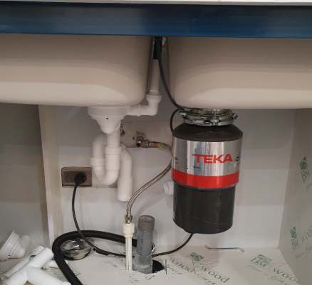 Máy hủy rác Teka TR 550