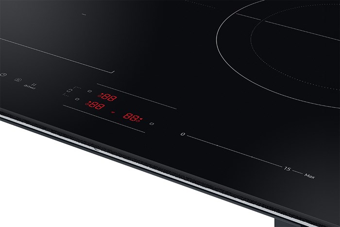 Bếp từ 3 vùng nấu Samsung NZ63B5046FK/SV