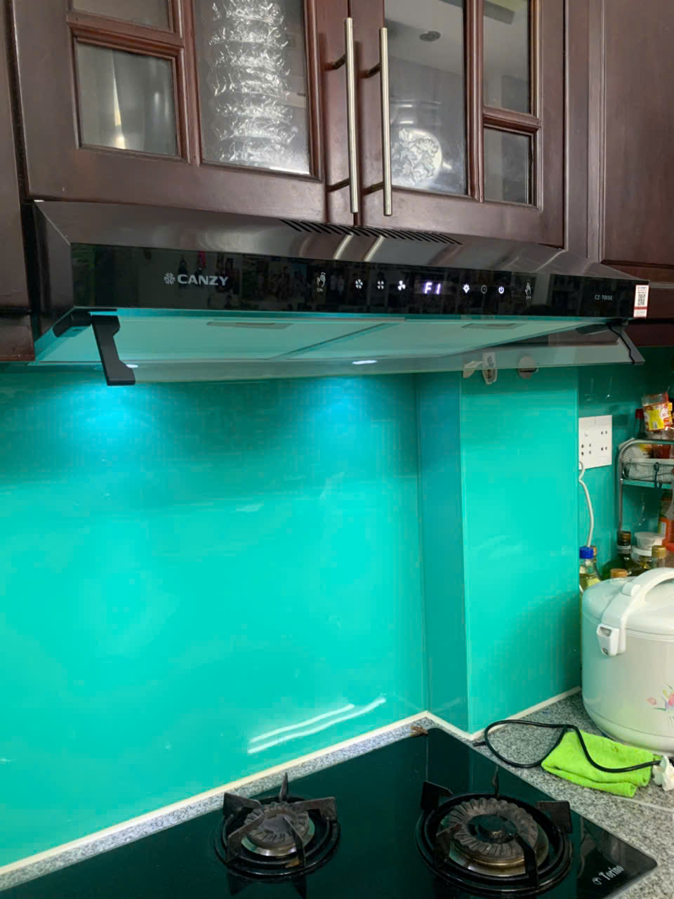 Máy hút khói, hút mùi cổ điển Canzy CZ 60I50 (điều khiển cảm biến vẫy tay)