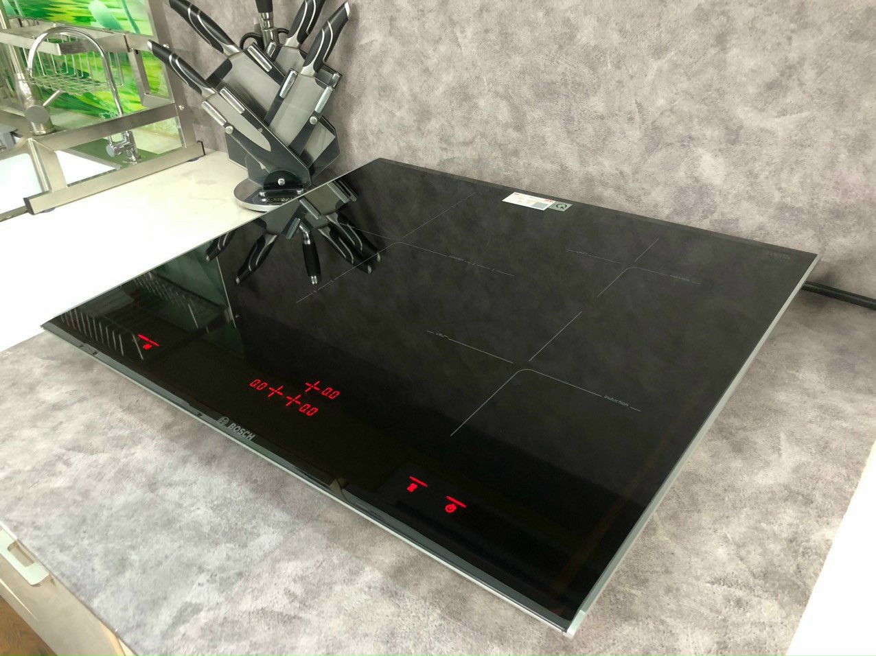 Bếp từ 3 vùng nấu Bosch HMH.PID675DC1E