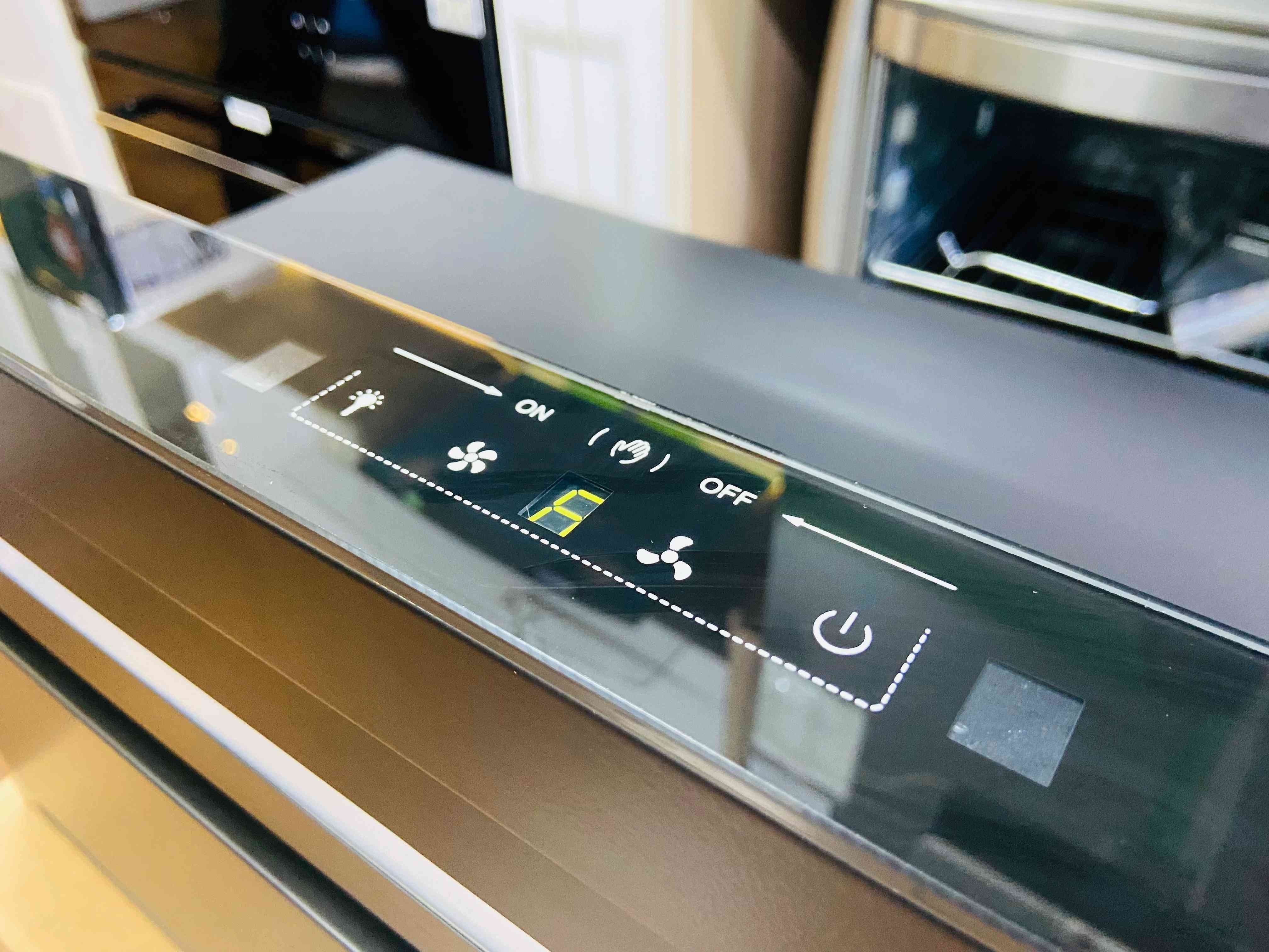 Máy hút khói, hút mùi âm tủ KAFF KF-TH1700B ( Điều khiển cảm ứng vẫy tay )