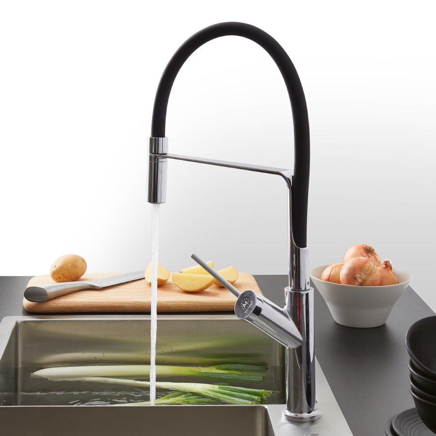 Vòi rửa inox mạ Chrome Malloca K081C