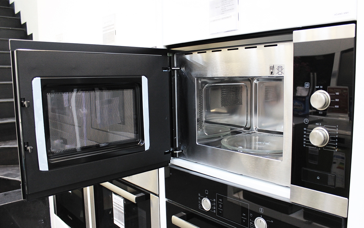 Lò vi sóng Bosch HMT72M654