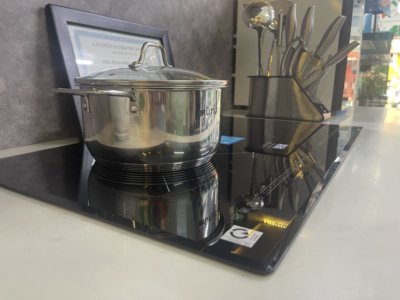 Bếp từ kết hợp hồng ngoại Latino LT - S888G