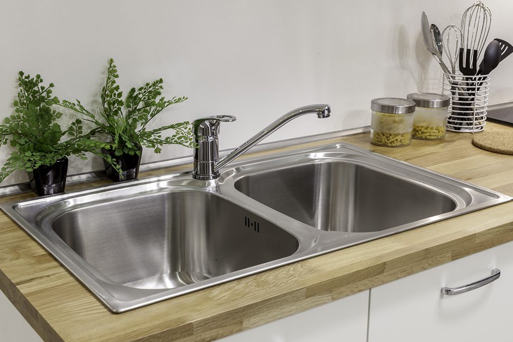Vòi rửa inox mạ Chrome Malloca K120N