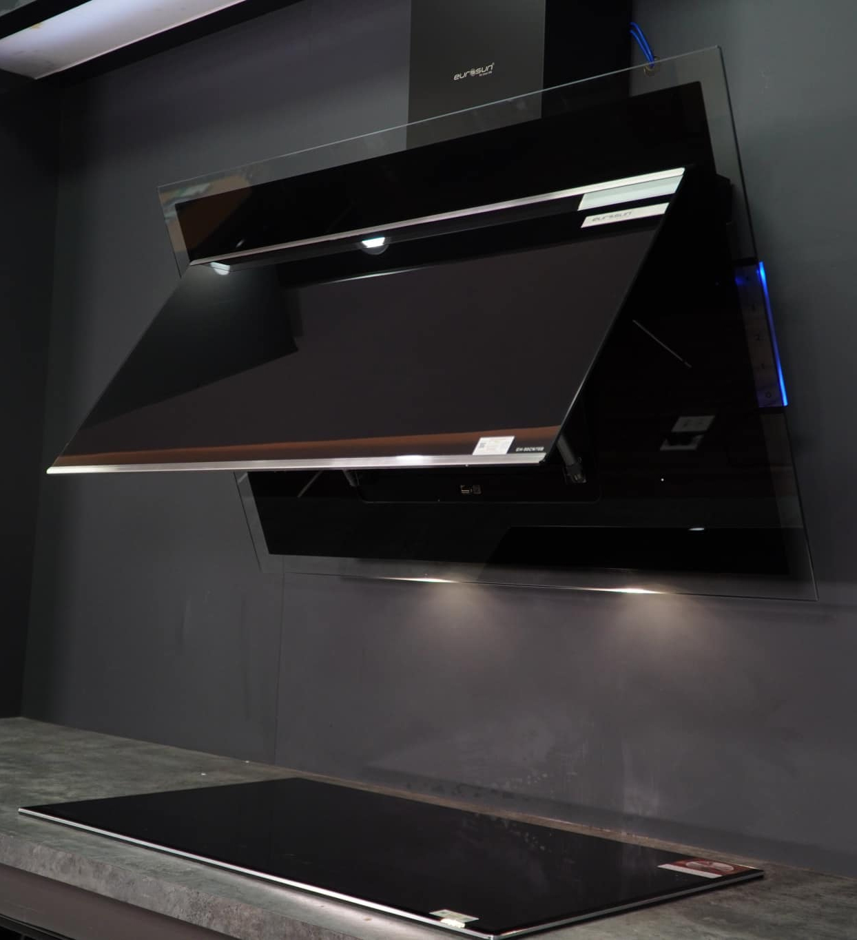 Máy hút khói, hút mùi kính vát Eurosun EH - 70CN78B