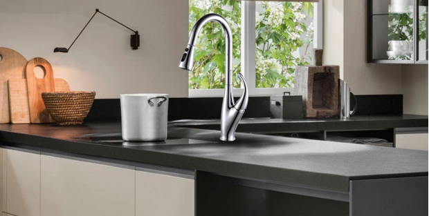 Vòi rửa chén nóng lạnh Pramie - PRV 068