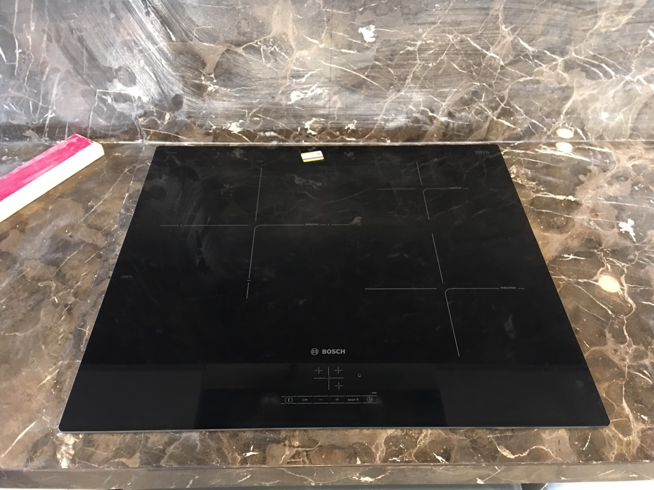 Bếp từ 3 vùng nấu Bosch PUJ611BB1E Serie 4