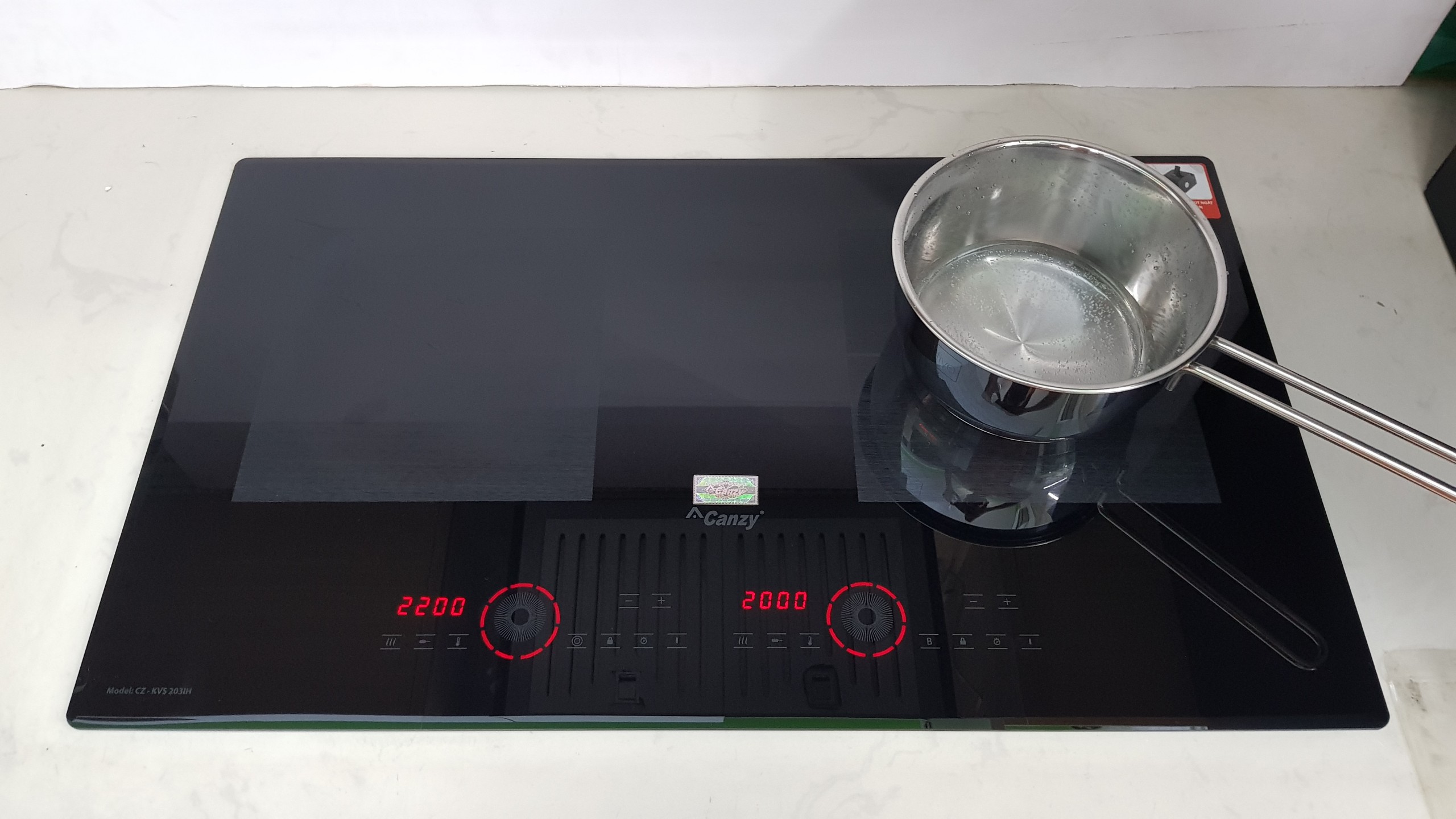 Bếp từ kết hợp hồng ngoại Canzy CZ–KVS203IH