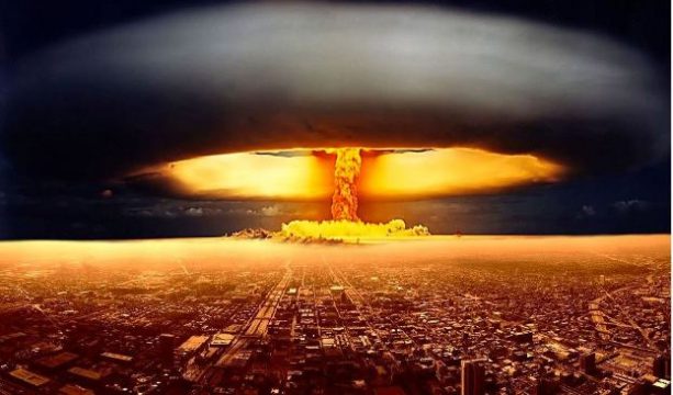 [Vật lý ứng dụng] Phần 1: Bom nguyên tử nguy hiểm như thế nào