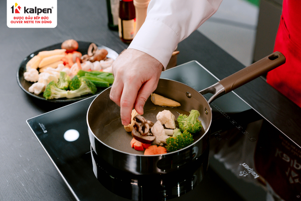 Chào inox phù hợp nấu nhiều món ăn