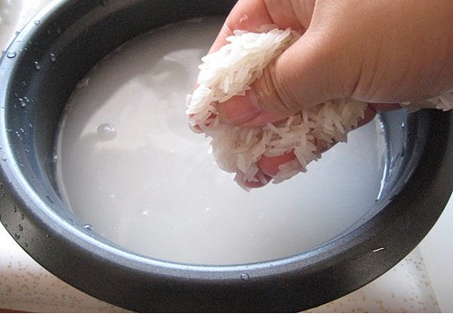 Tại Sao Nồi Cơm Điện Nấu Cơm Không Chín: Nguyên Nhân và Giải Pháp Hiệu Quả Tại Sao Nồi Cơm Điện Nấu Cơm Không Chín: Nguyên Nhân và Giải Pháp Hiệu Quả