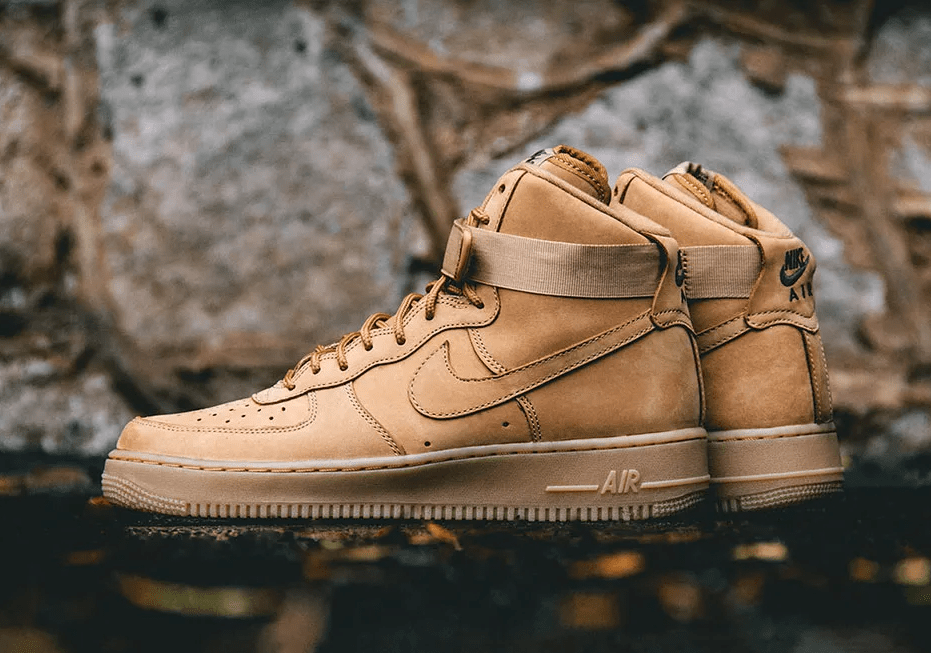 Khám phá những mẫu sneaker nam ấn tượng năm 2024