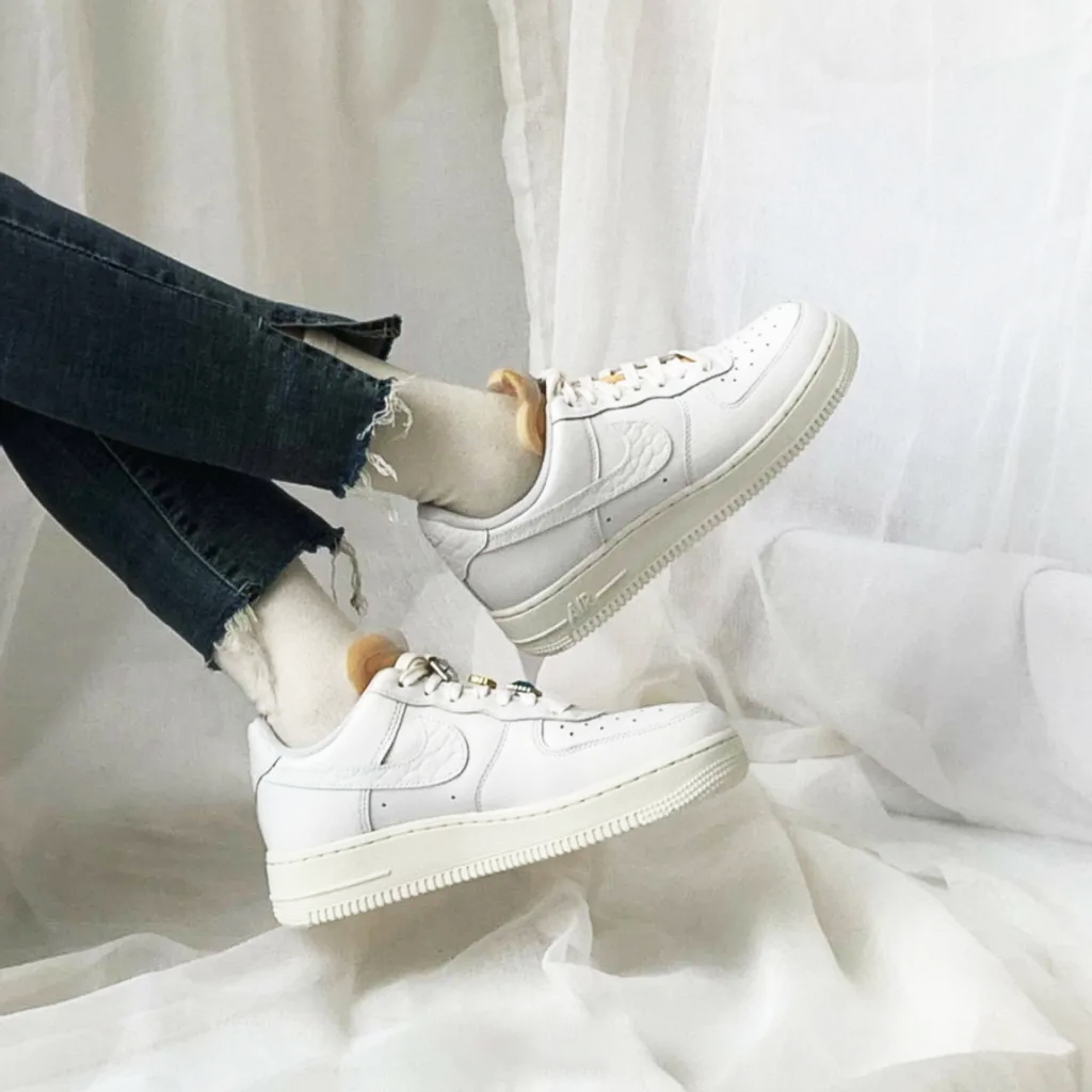 Già y Nike Air Force 1 Low 07 LX Bling Bling CZ8101-100