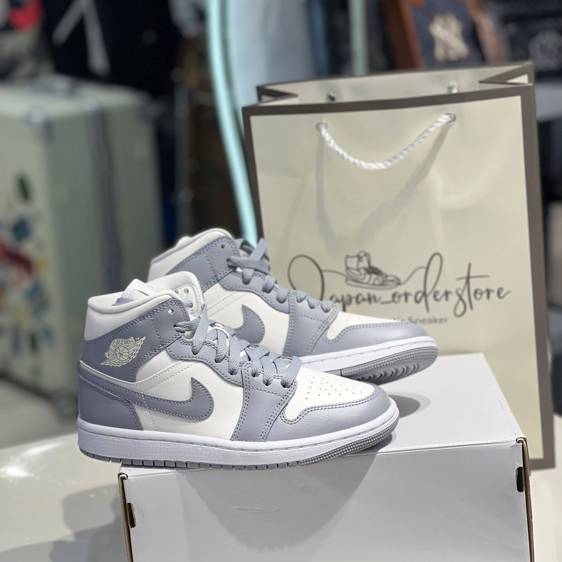Gi?�y Nike Air Jordan 1 Mid Grey Sail BQ6472-115