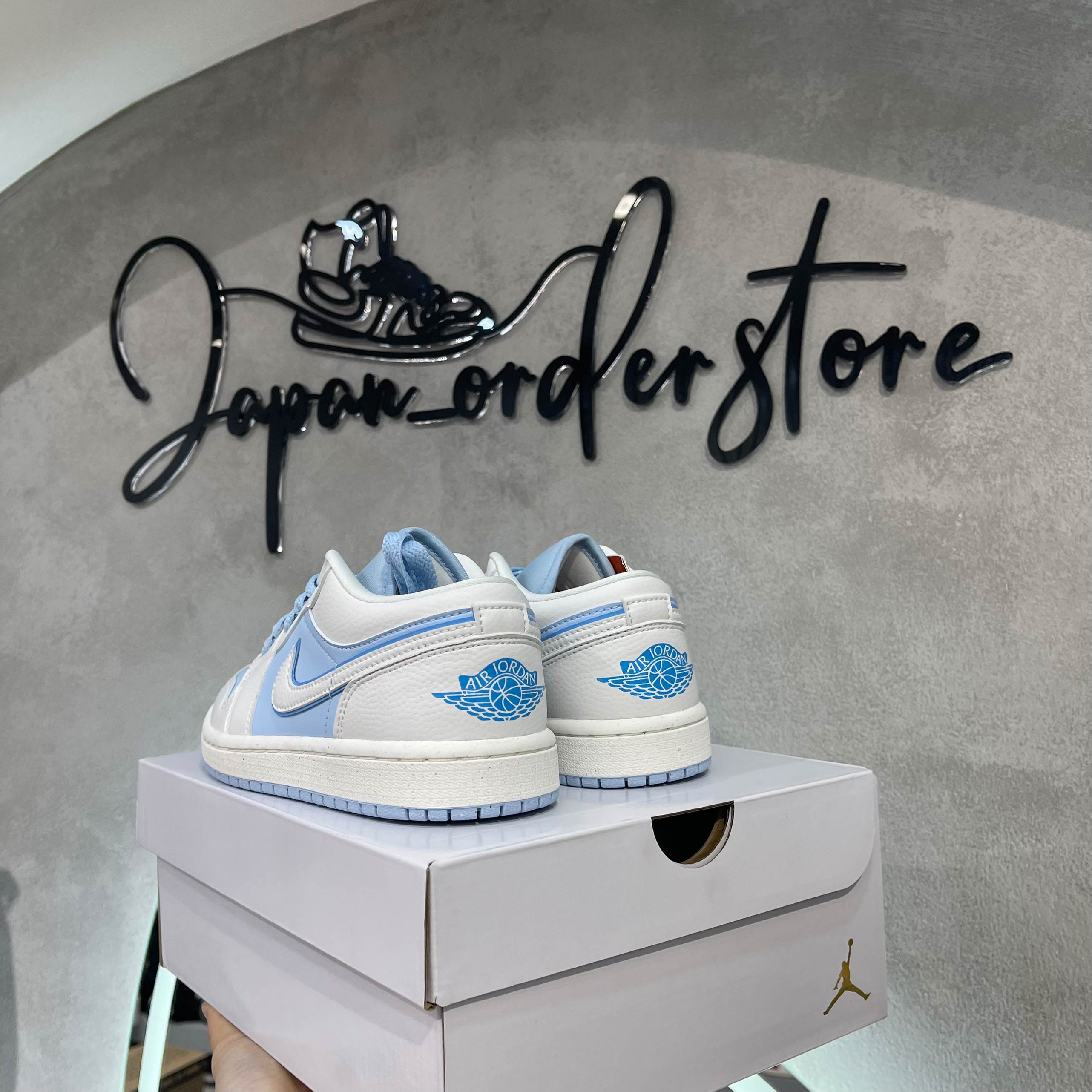 Giày Nike Air Jordan 1 Low SE Reverse Ice Blue W DV1299-104