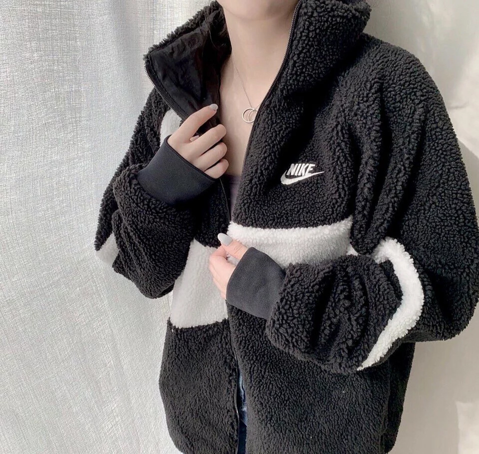 Ão Khoác Nike Big Swoosh Hook Fluffy Double Sided BQ6546-011