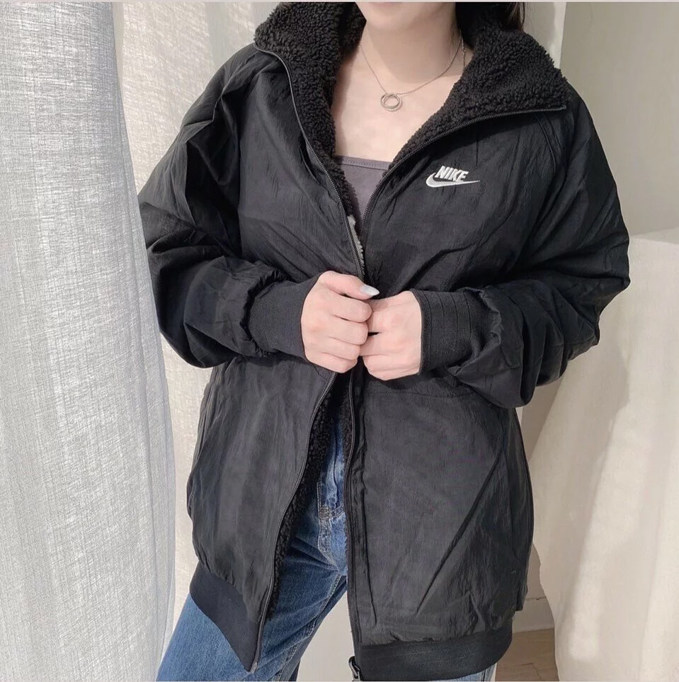 Ão Khoác Nike Big Swoosh Hook Fluffy Double Sided BQ6546-011