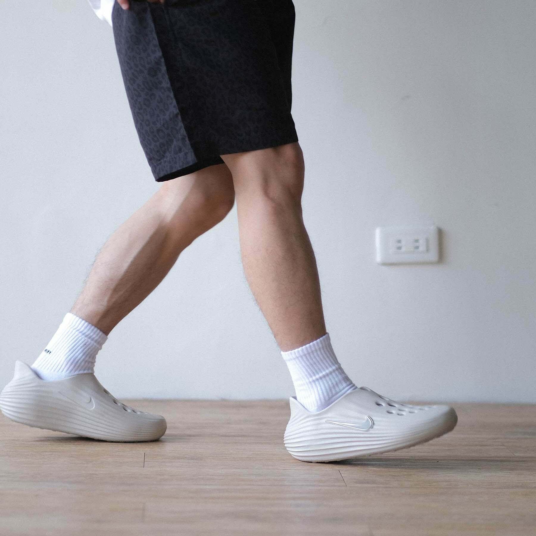 Nike ReactX Rejuven8: Đôi giày phục hồi tối ưu cho vận động viên và người yêu thể thao Hinh anh 1: Nike ReactX Rejuven8: Doi giay phuc hoi toi uu cho van dong vien va nguoi yeu the thao