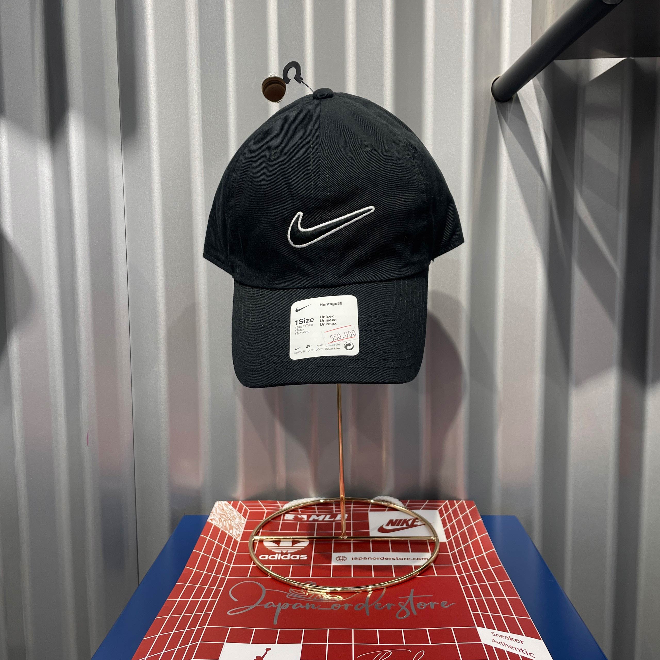 930281 nike