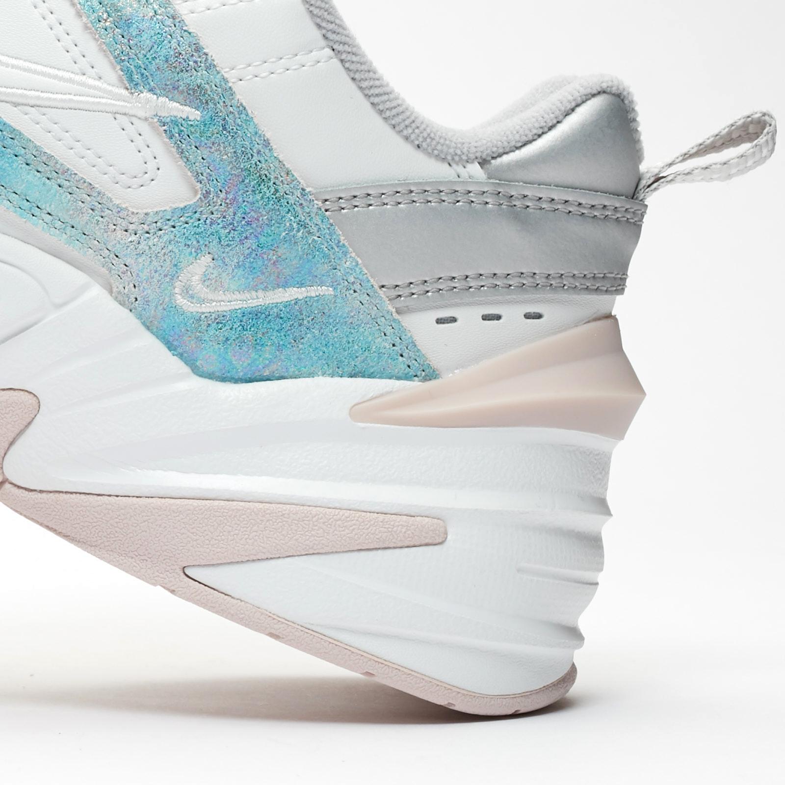 Già y Nike M2K Tekno Iridescent AO3108-103
