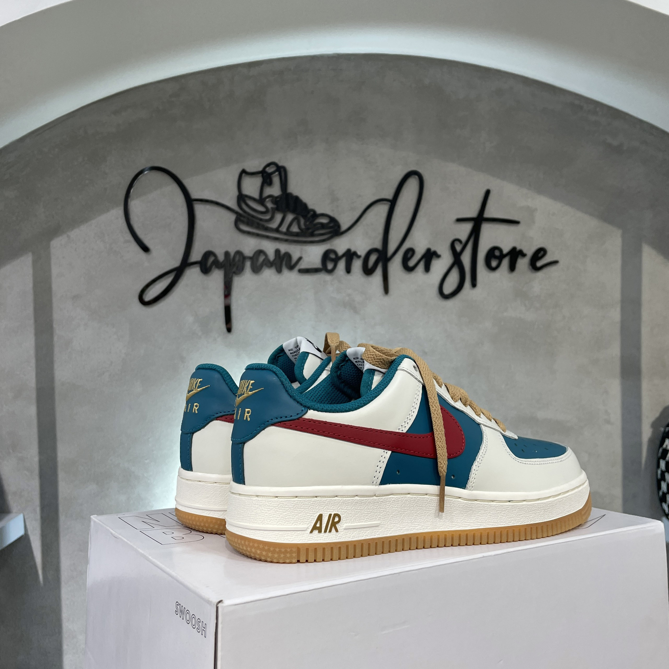 Nike af1 deals gucci custom